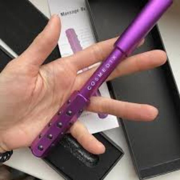 COSMEDIX Facial Massage Roller - Picture 2 of 3